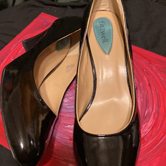 Black heels - Picture 15 of 17